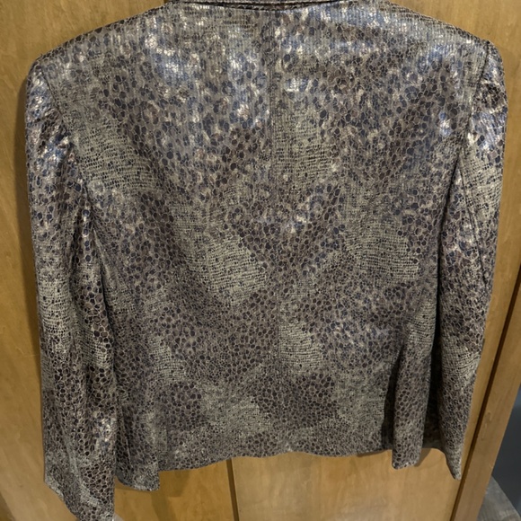 Jacket - Picture 5 of 7